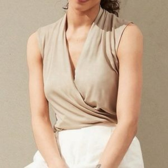 Banana Republic Petite Wrap Effect Sleeveless Top - Picture 1 of 8